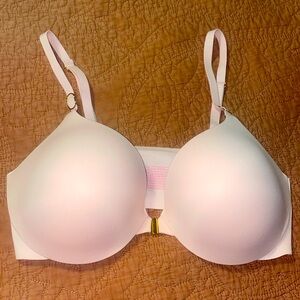 Victoria secret 36D pink bra